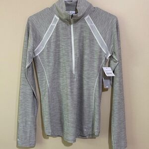 NWT New Balance NB Dry pullover Size small